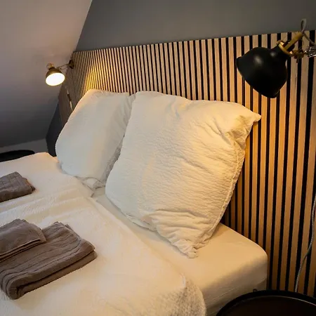 No32 Ac Cozy Near Train Station ברטיסלאבה