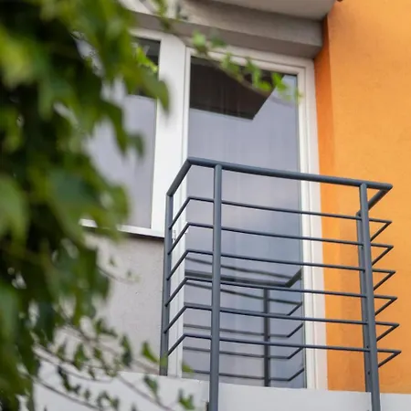 No32 Ac Cozy Near Train Station * ברטיסלאבה